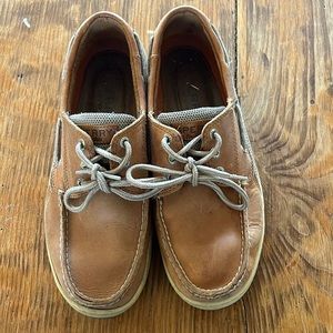 Sperry boat shoes